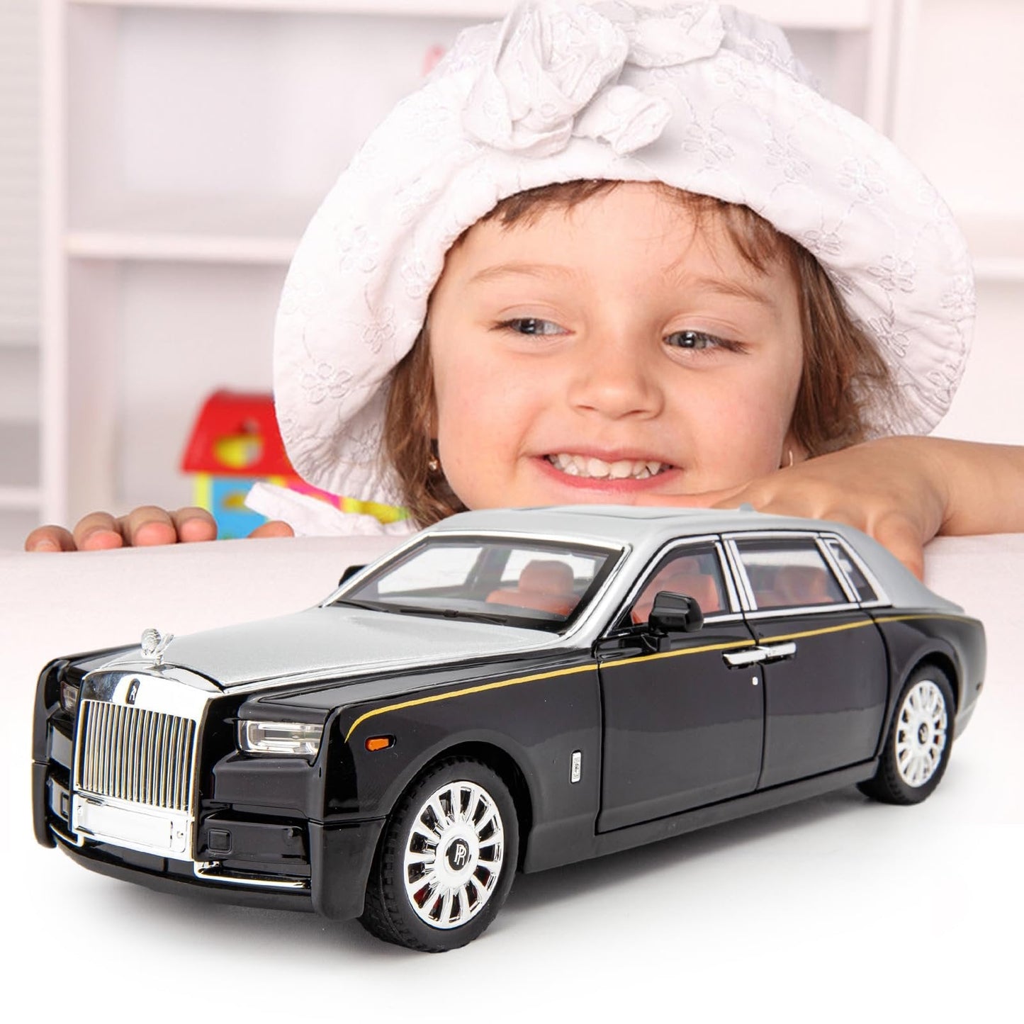 🚗Collectible Luxury: 1/32 Rolls-Royce Phantom Model Car -