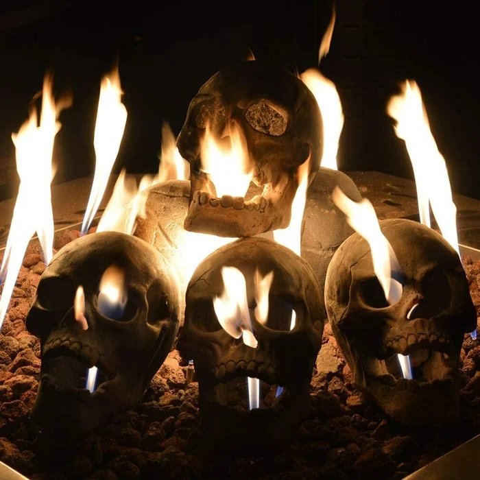 💀Heat Up Your Halloween with our Terrifying Human Skull Fire Pit - Limited Time Sale
